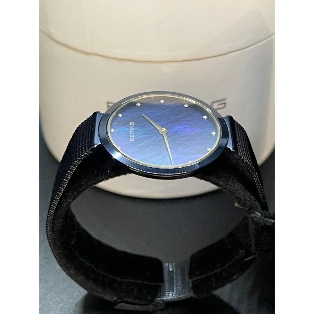 Bering Women's Ultra Slim Stainless Steel Milanese Mesh Watch 32mm/18132-399 nwt